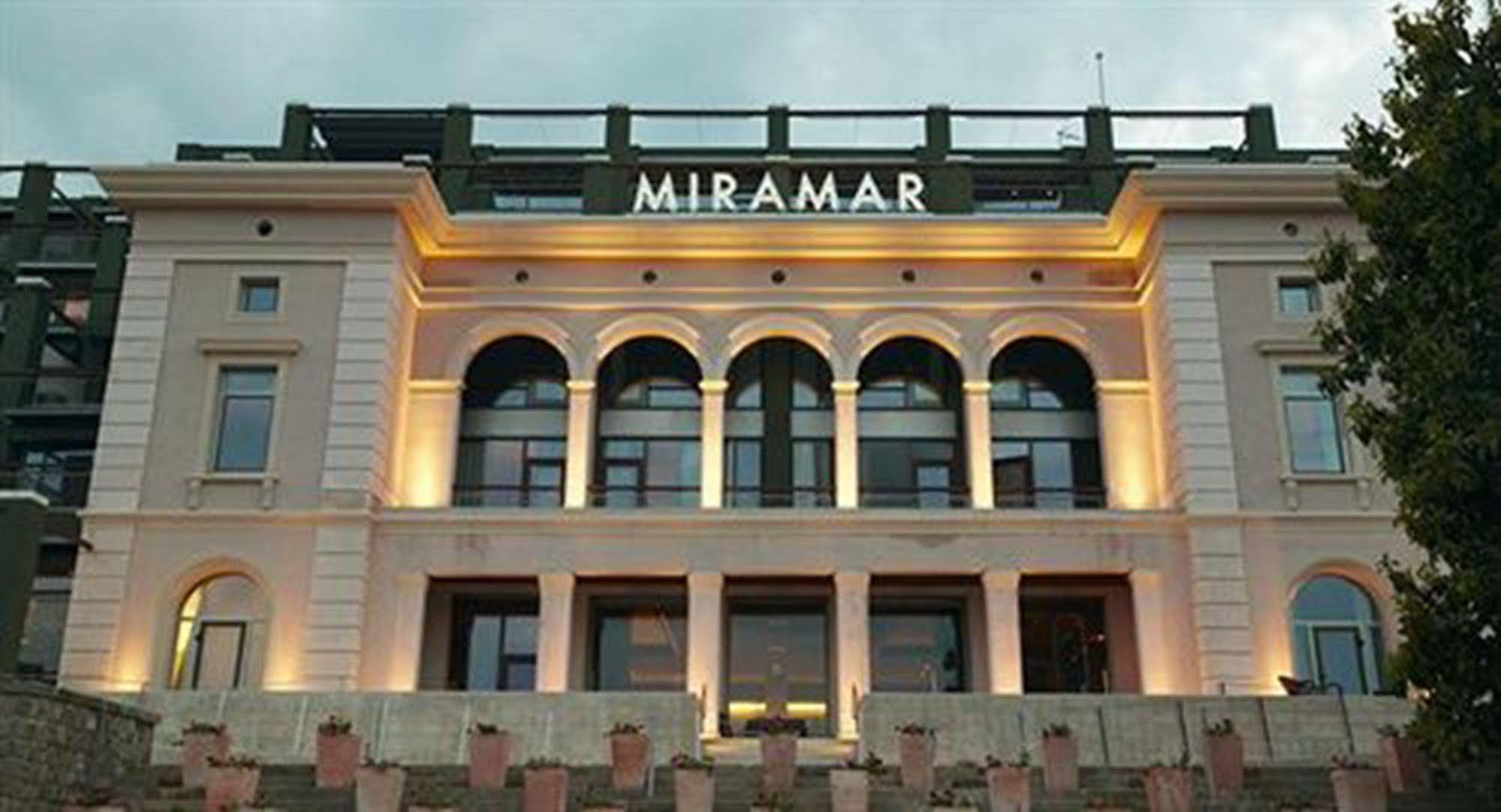 Hotel Miramar Barcelona Gl Екстериор снимка Miramar Shopping Center