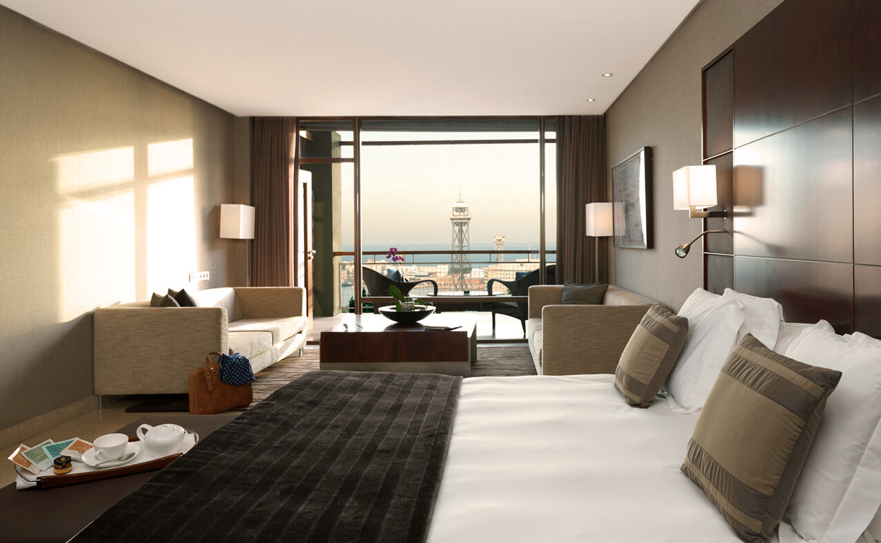 Hotel Miramar Barcelona Gl Екстериор снимка A room at the hotel